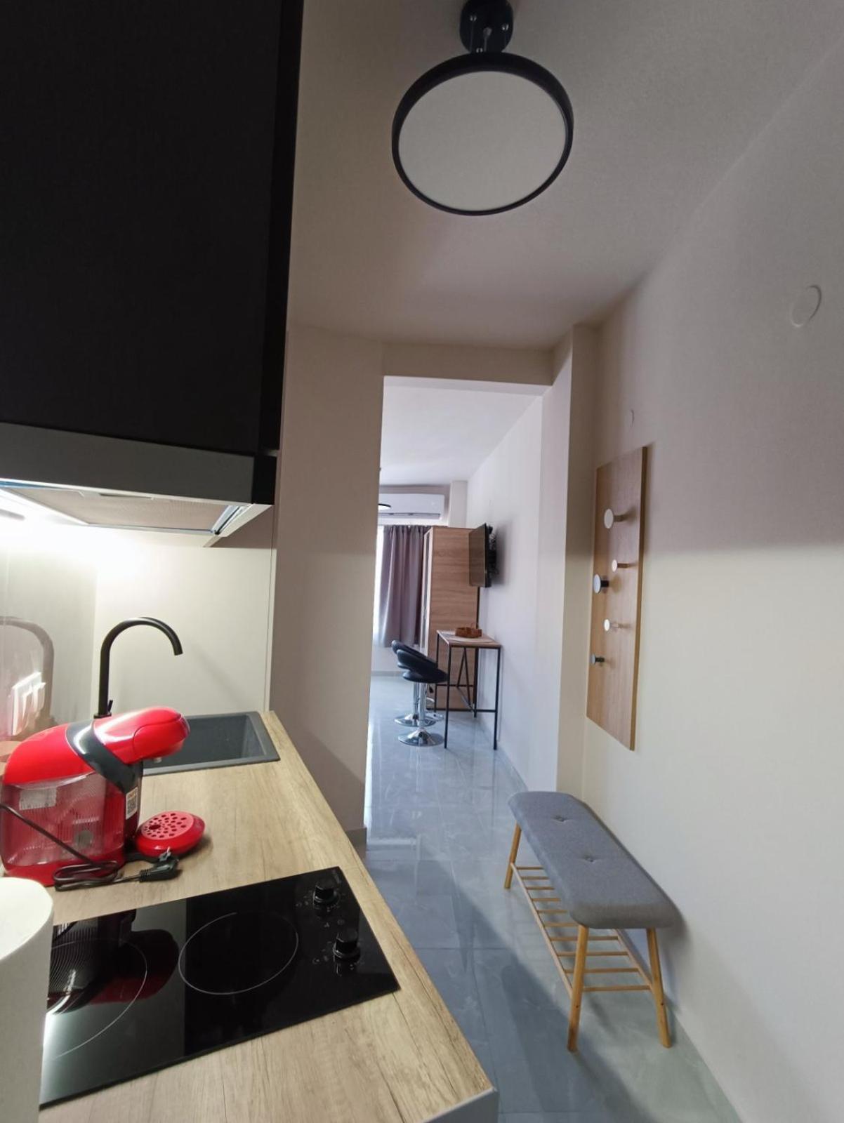 Central Studio In Veria Kültér fotó