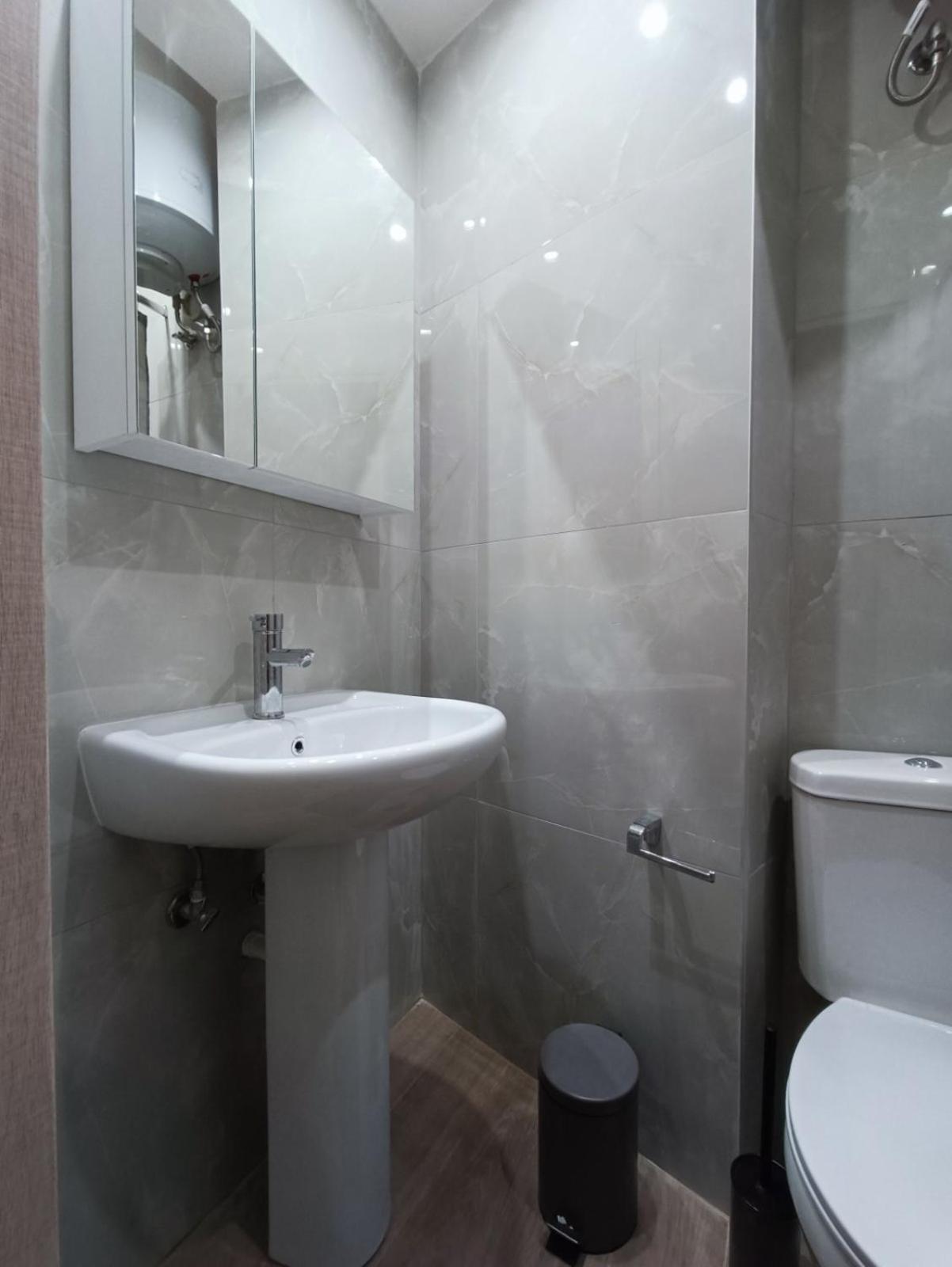 Central Studio In Veria Kültér fotó
