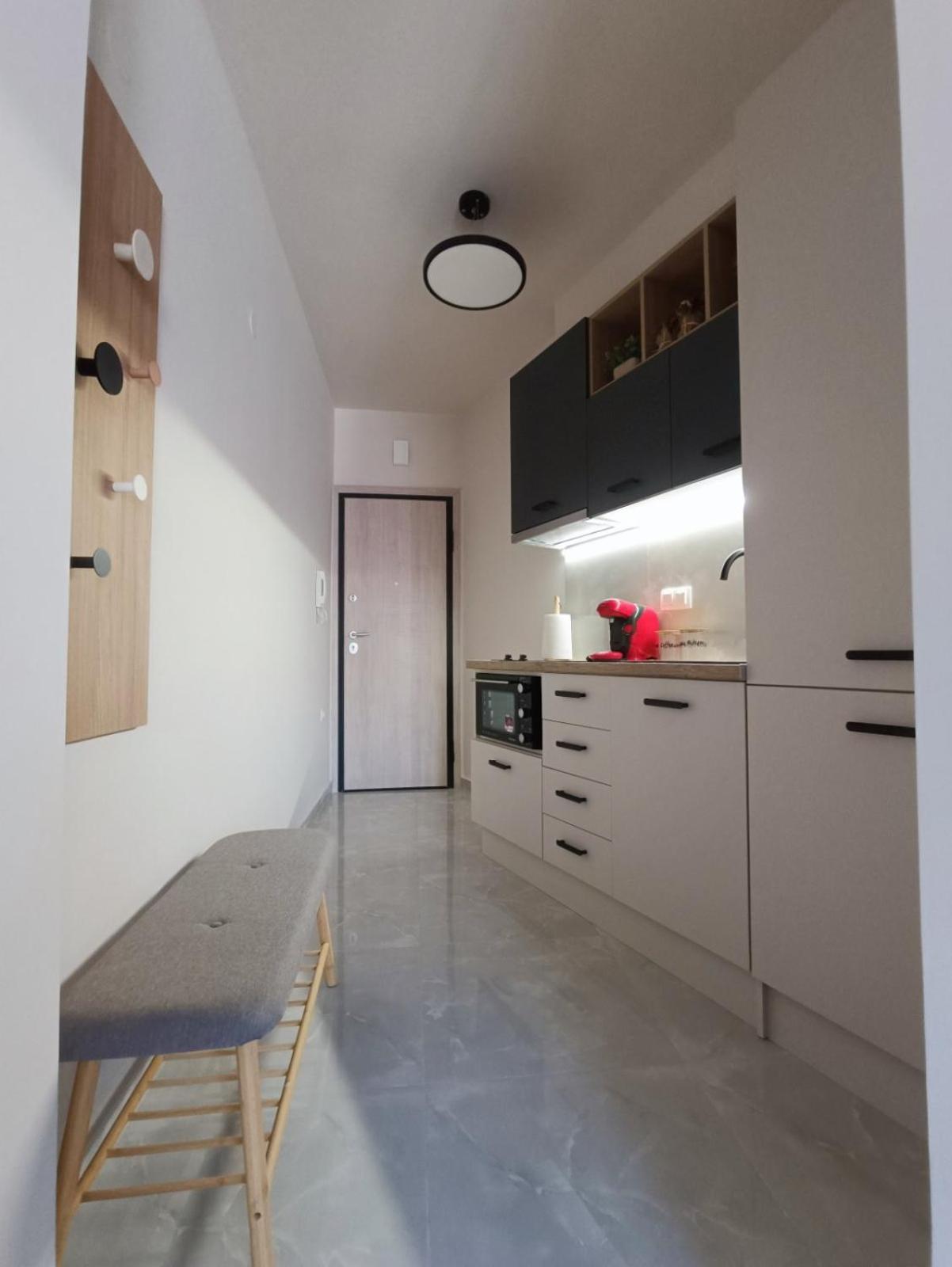 Central Studio In Veria Kültér fotó
